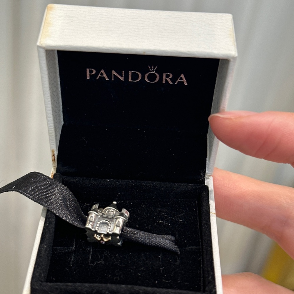 Pandora Disney Castle Charm – Sterling Silver 925 ALE – Never Worn w/ Box